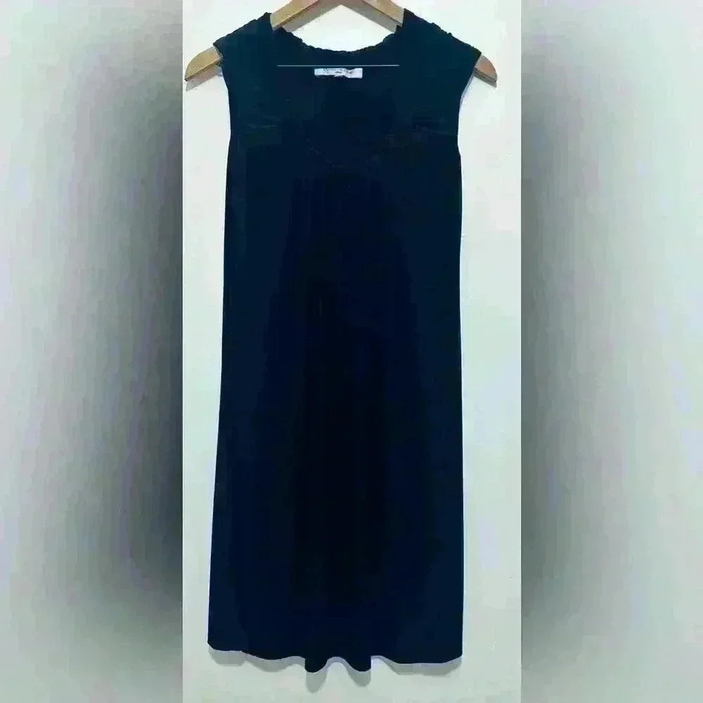 Evan-Picone Simple Little Black Dress, Scoop Neck, Sleeveless, Women’s Size 4